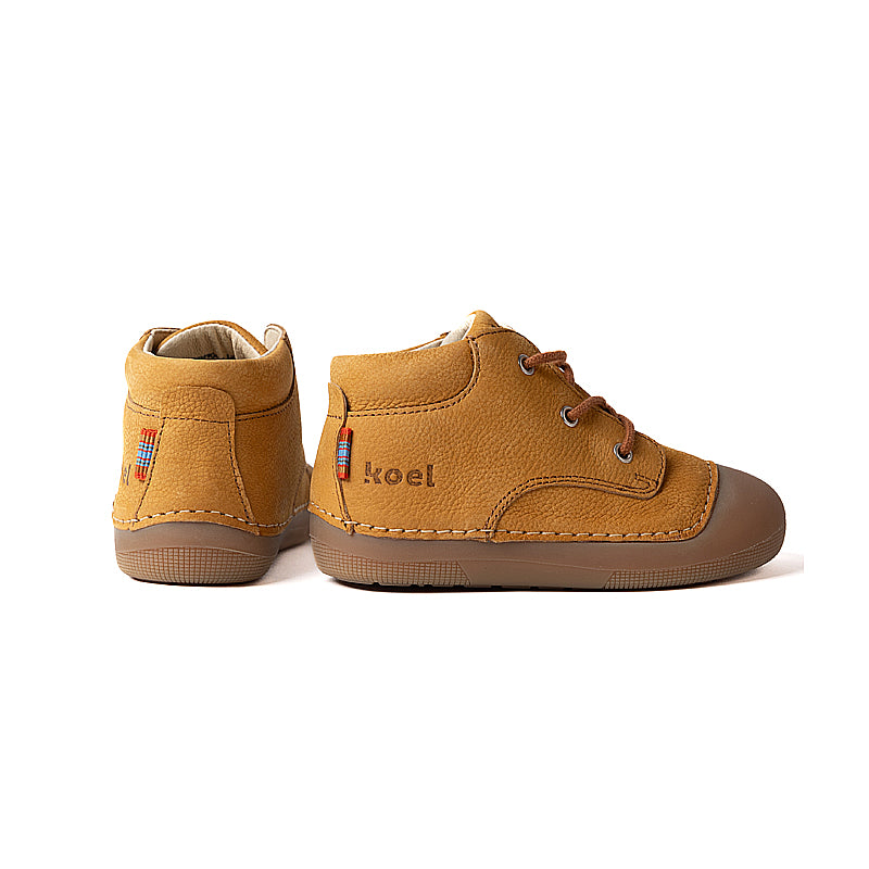 AVERIY Leather