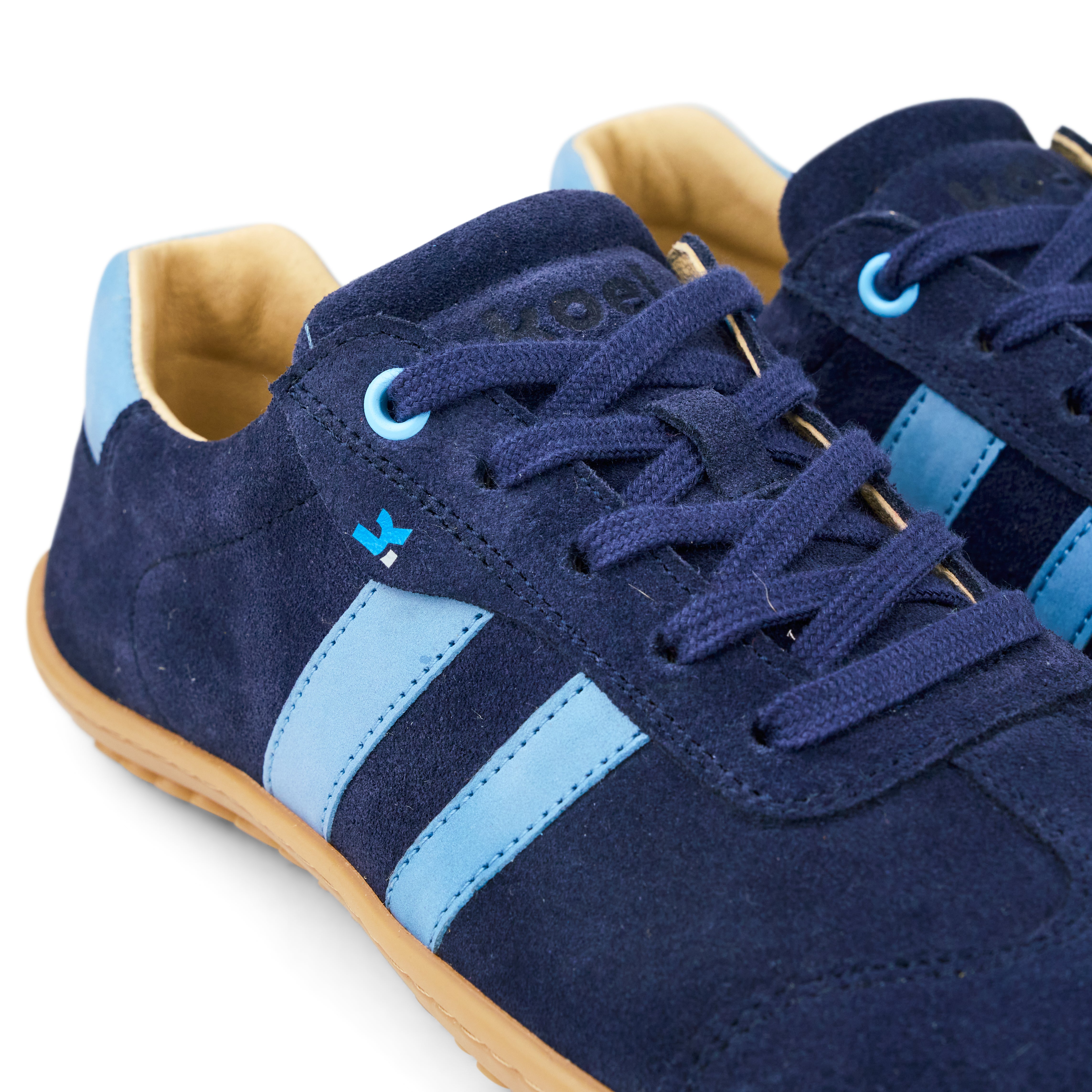 ILO Suede