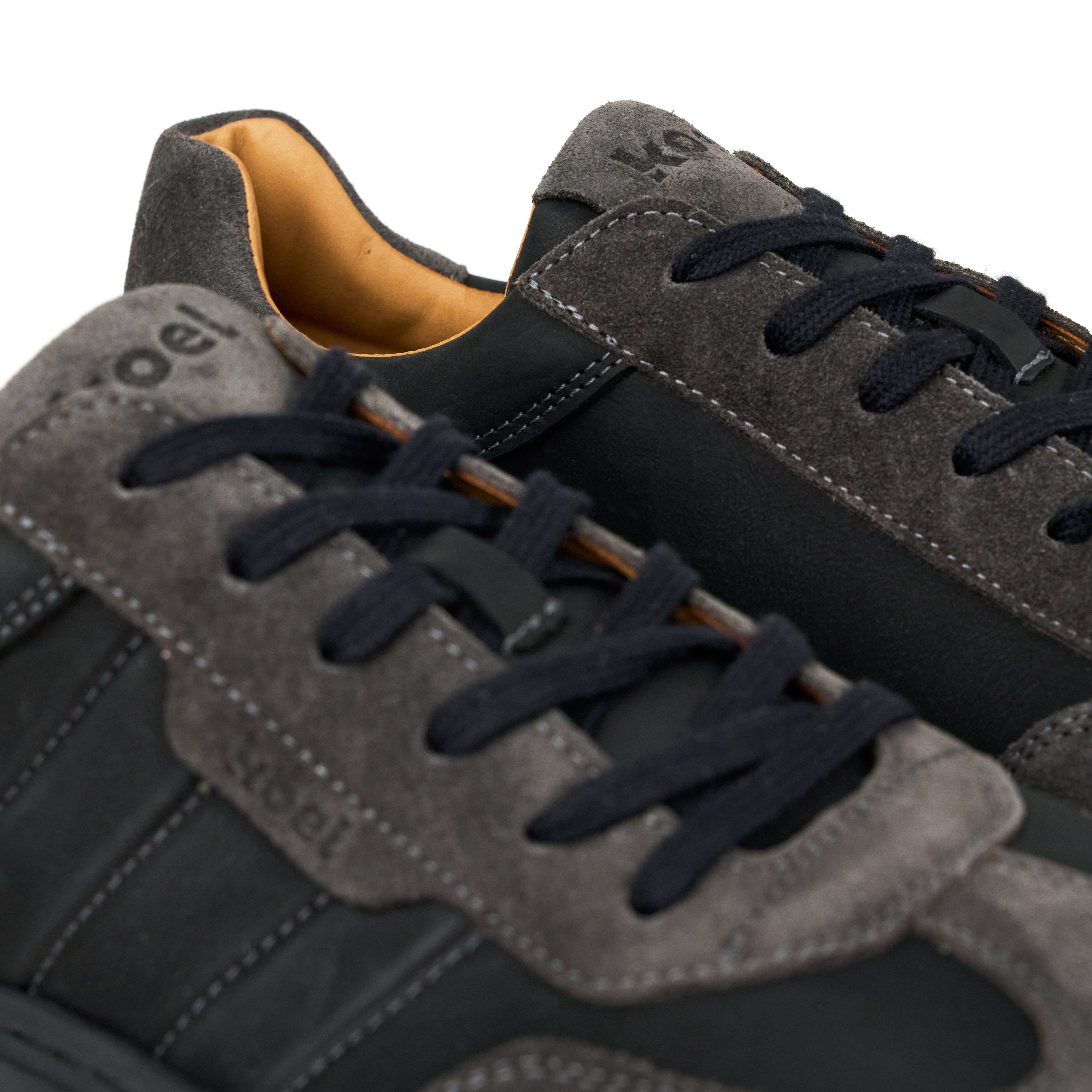 HELIO Suede