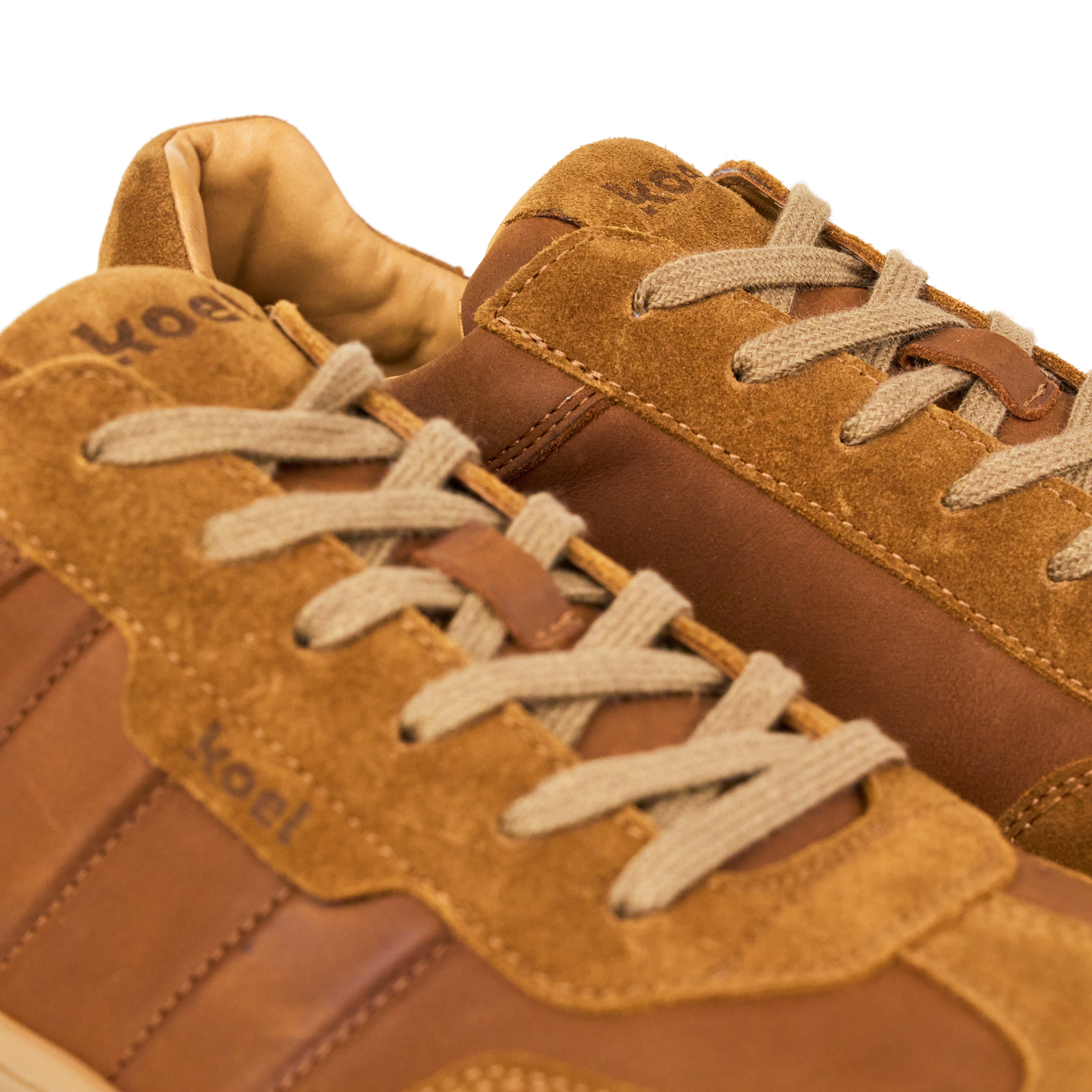 HELIO Suede