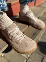 HUGH Suede